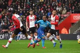 南宫电竞社区-覃海洋世界杯50米蛙泳夺冠